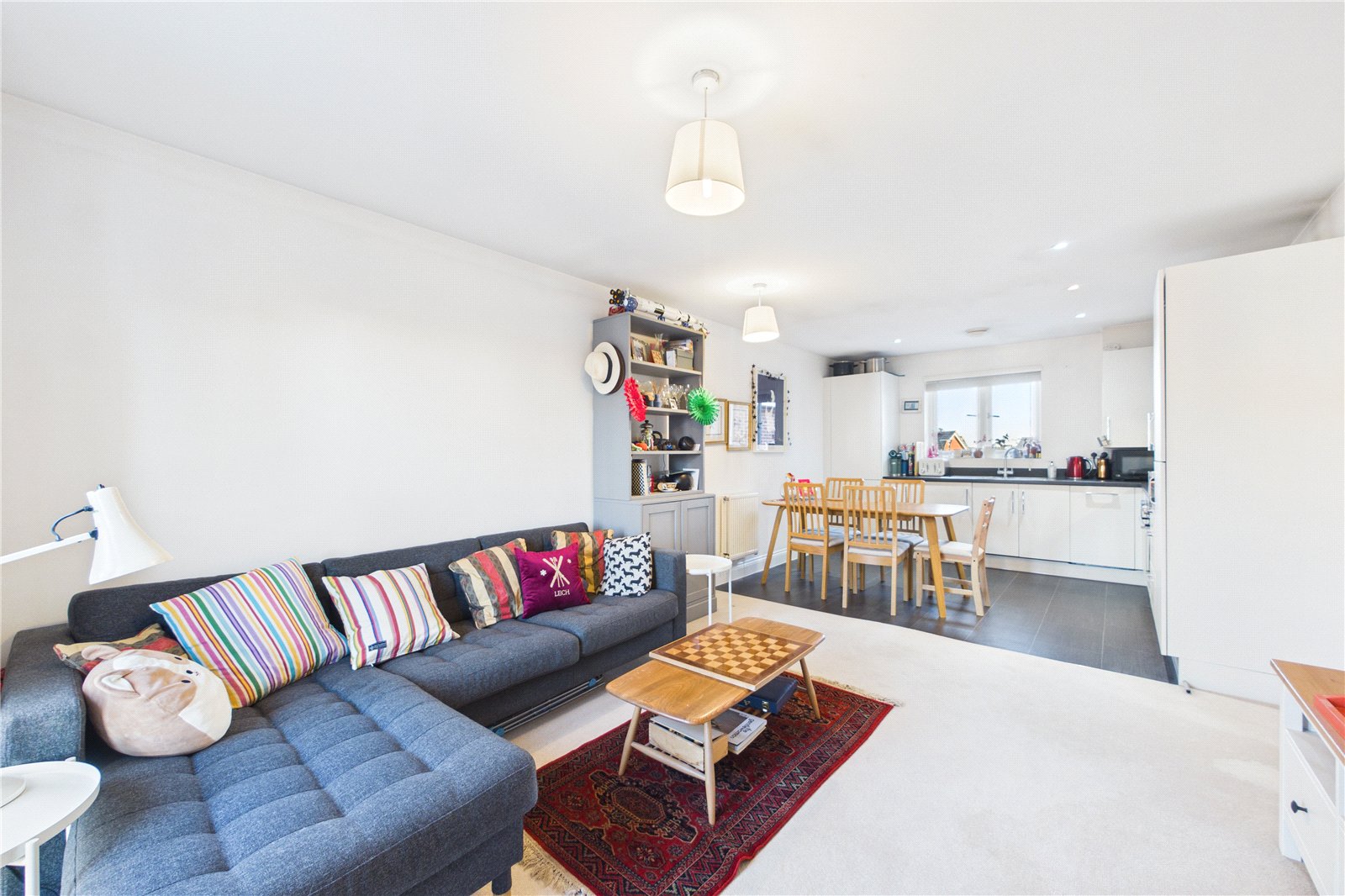 2 bedroom Flat for sale in Spencers Wood, Reading, Berkshire