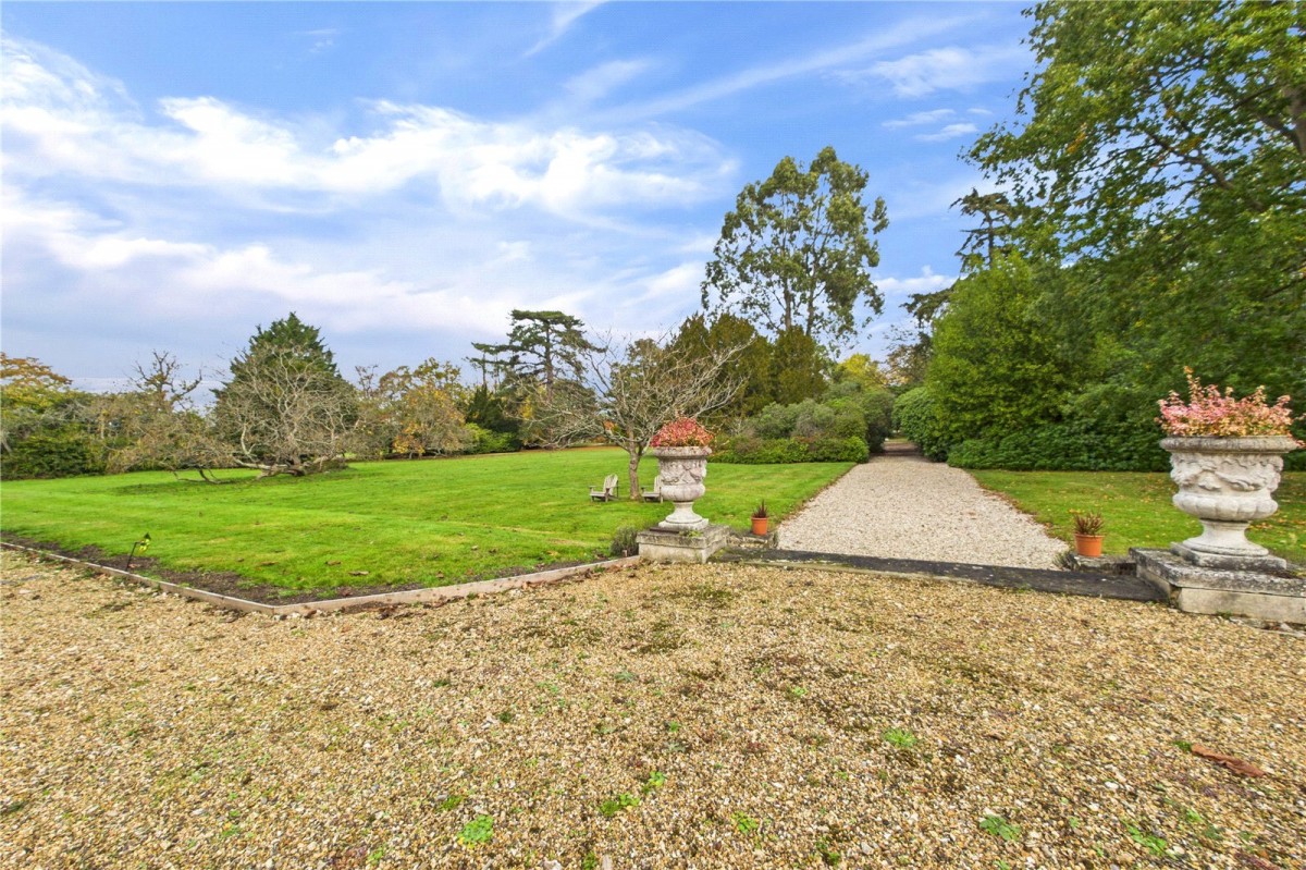 Swallowfield, Reading, Berkshire