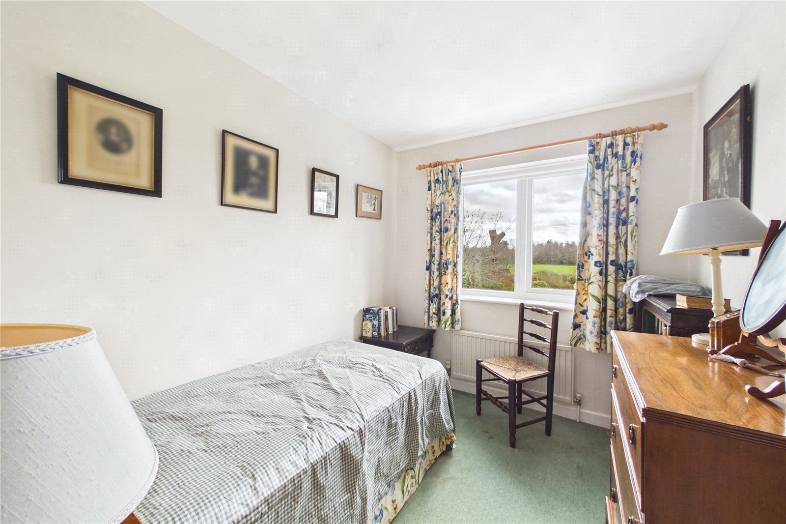 5 bedroom House for sale in Swallowfield, Reading, Berkshire