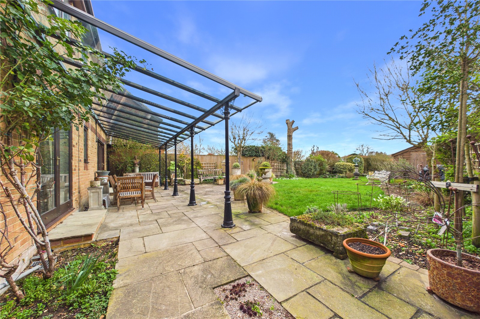 5 bedroom House for sale in Swallowfield, Reading, Berkshire