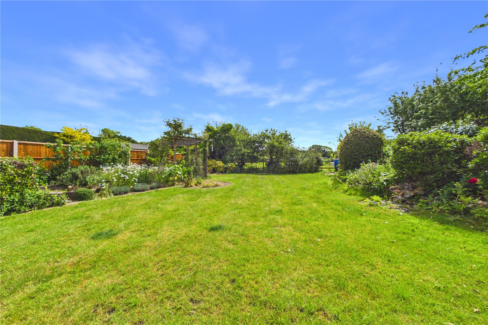 3 bedroom Bungalow for sale in Arborfield, Reading, Berkshire