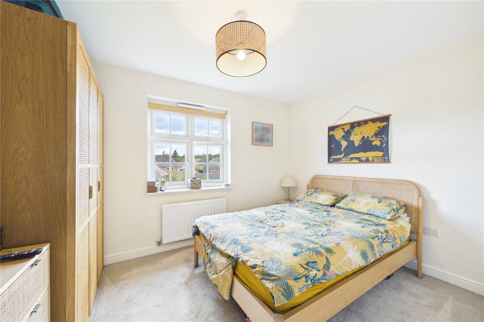 2 bedroom Flat for sale in Arborfield Green, Reading, Berkshire