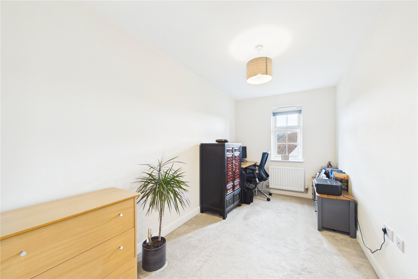 2 bedroom Flat for sale in Arborfield Green, Reading, Berkshire