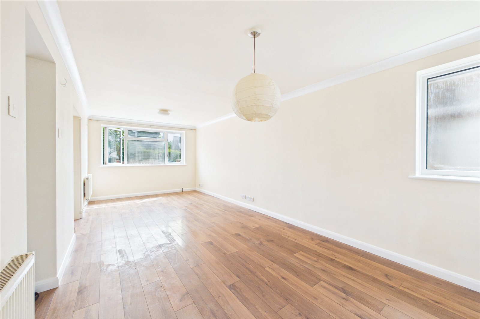 3 bedroom Bungalow for sale in Three Mile Cross, Reading, Berkshire