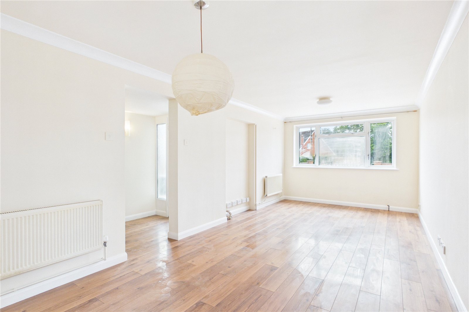 3 bedroom Bungalow for sale in Three Mile Cross, Reading, Berkshire