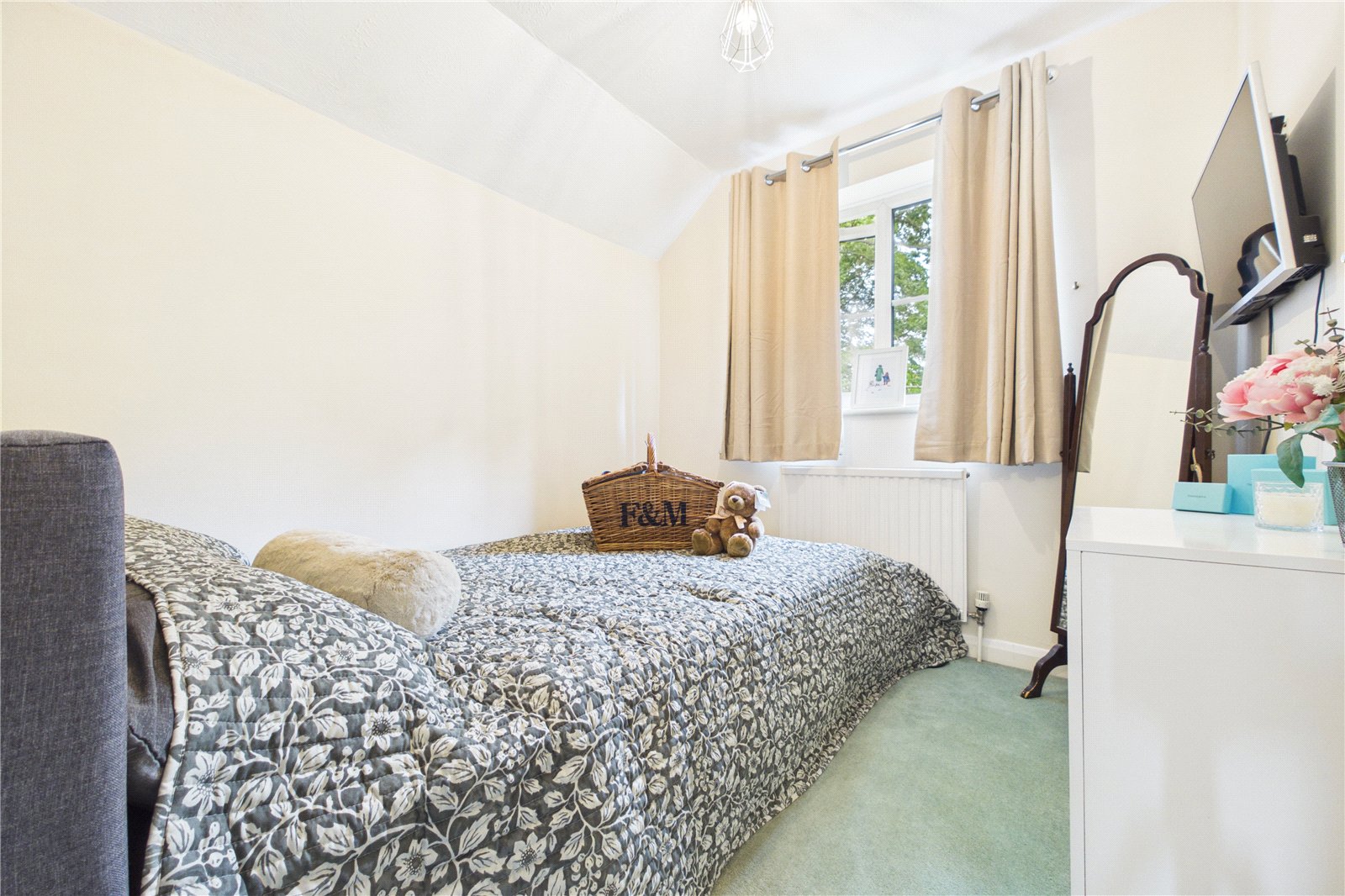 4 bedroom House for sale in Riseley, Reading, Berkshire