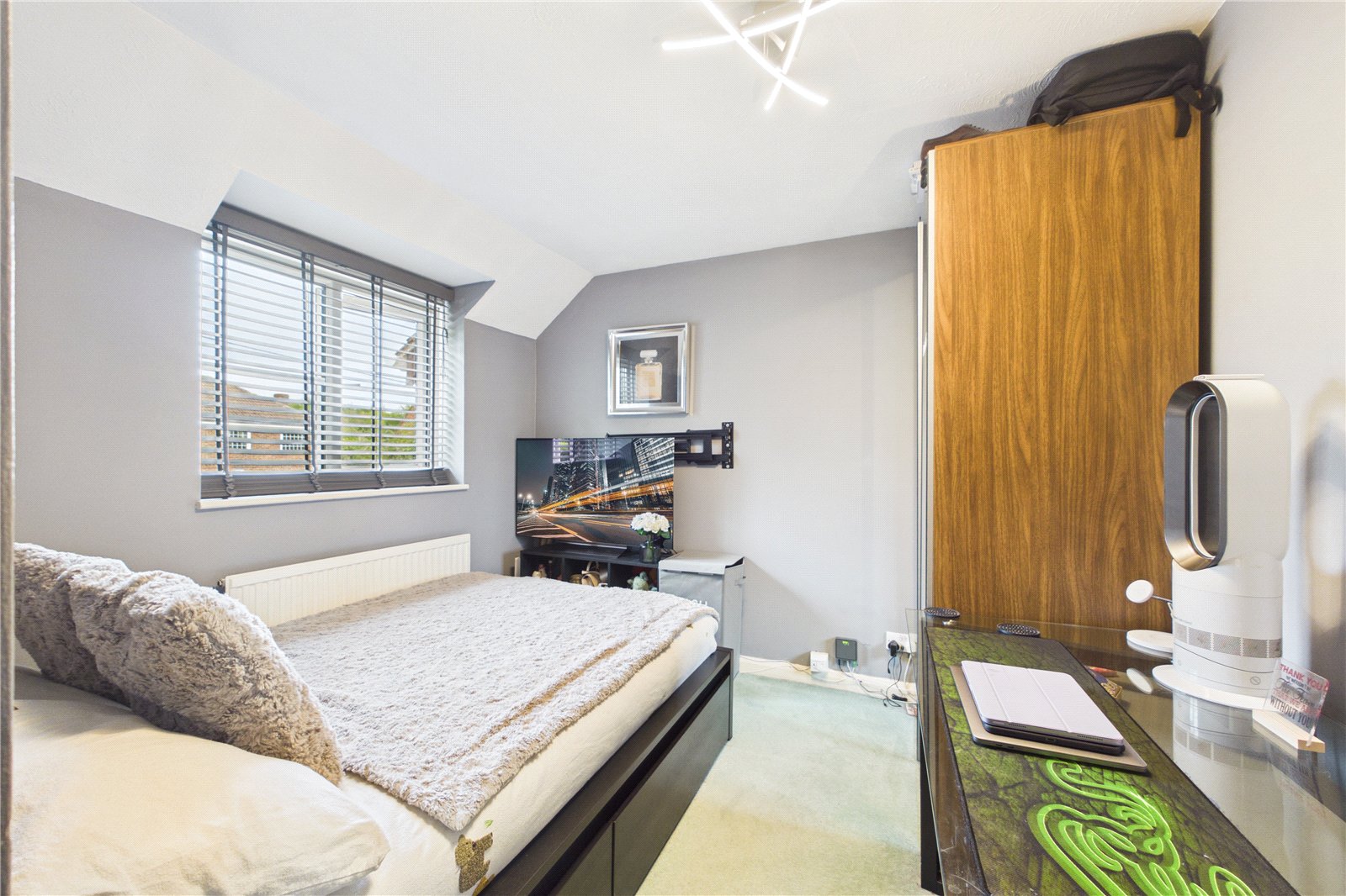 4 bedroom House for sale in Riseley, Reading, Berkshire