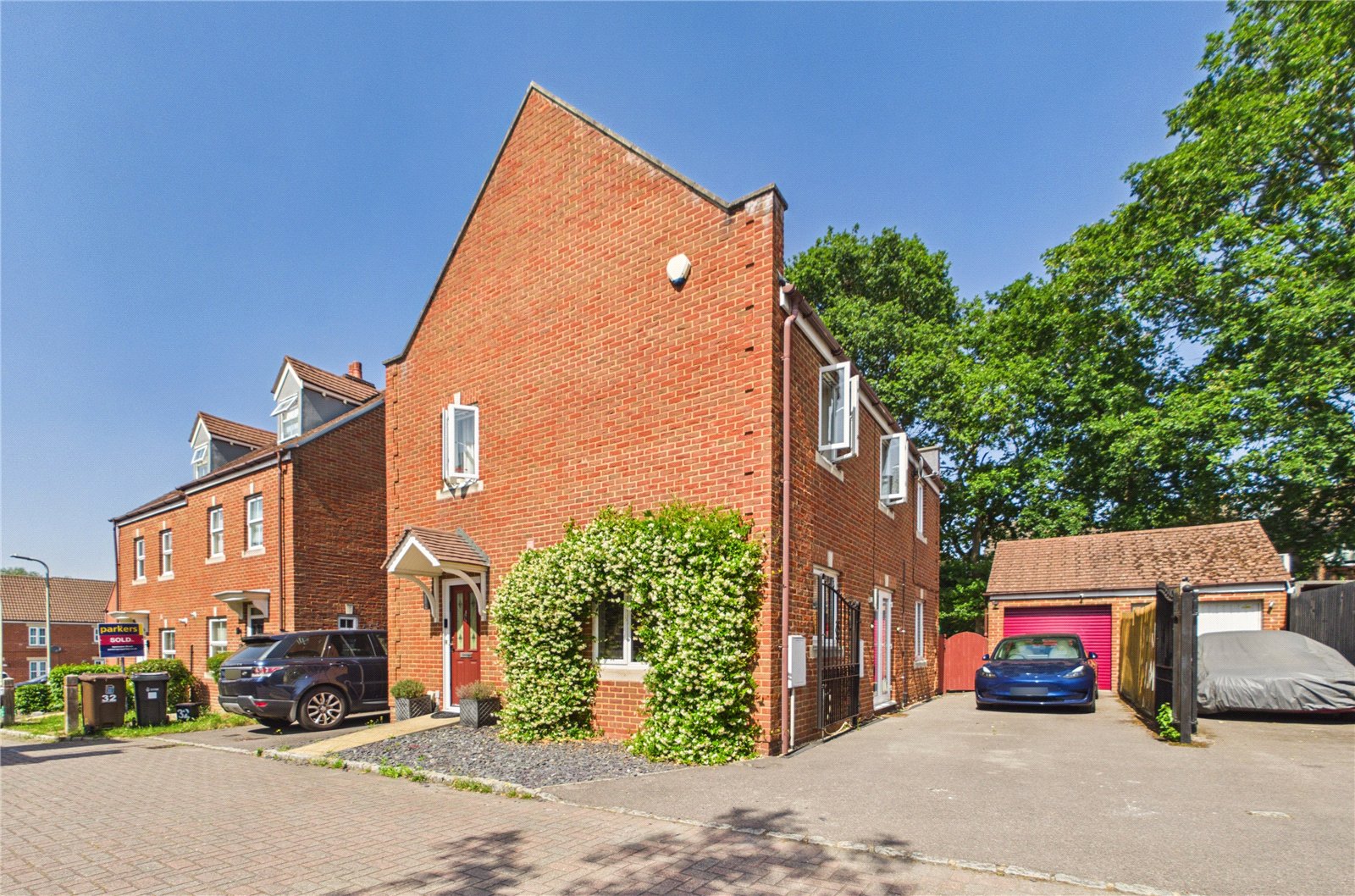4 bedroom House for sale in Three Mile Cross, Reading, Berkshire