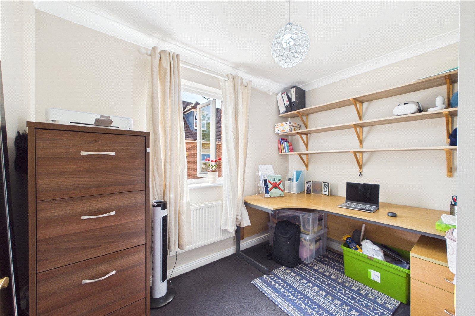 4 bedroom House for sale in Three Mile Cross, Reading, Berkshire