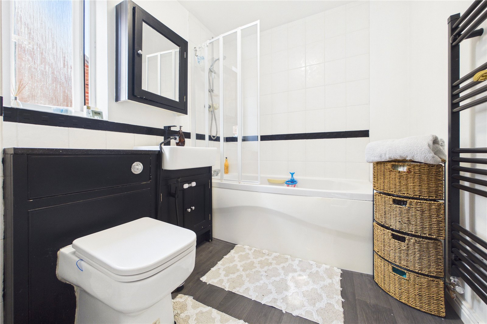 4 bedroom House for sale in Three Mile Cross, Reading, Berkshire