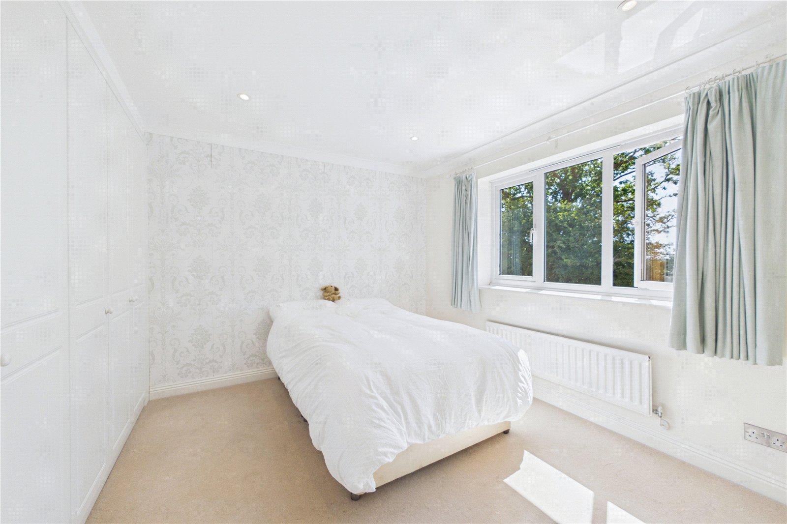 4 bedroom House for sale in Spencers Wood, Reading, Berkshire