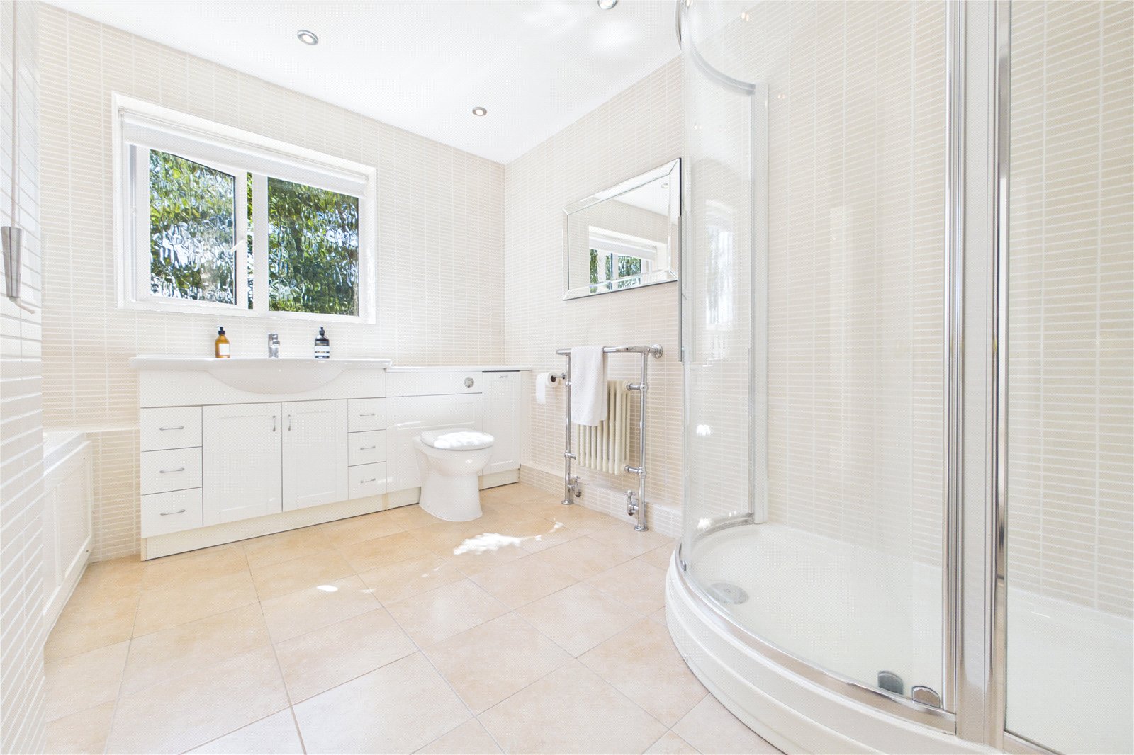 4 bedroom House for sale in Spencers Wood, Reading, Berkshire
