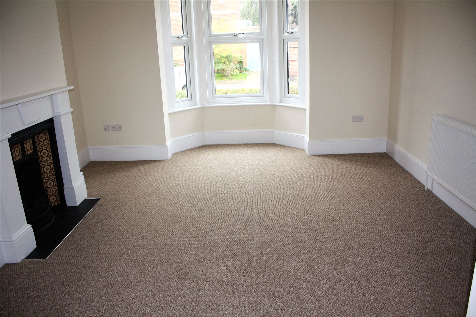 4 bedroom House to let in Reading, Berkshire