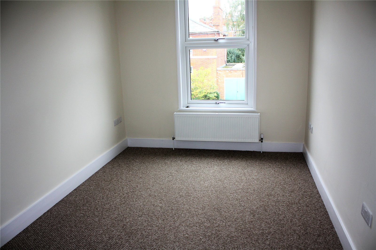 4 bedroom House to let in Reading, Berkshire