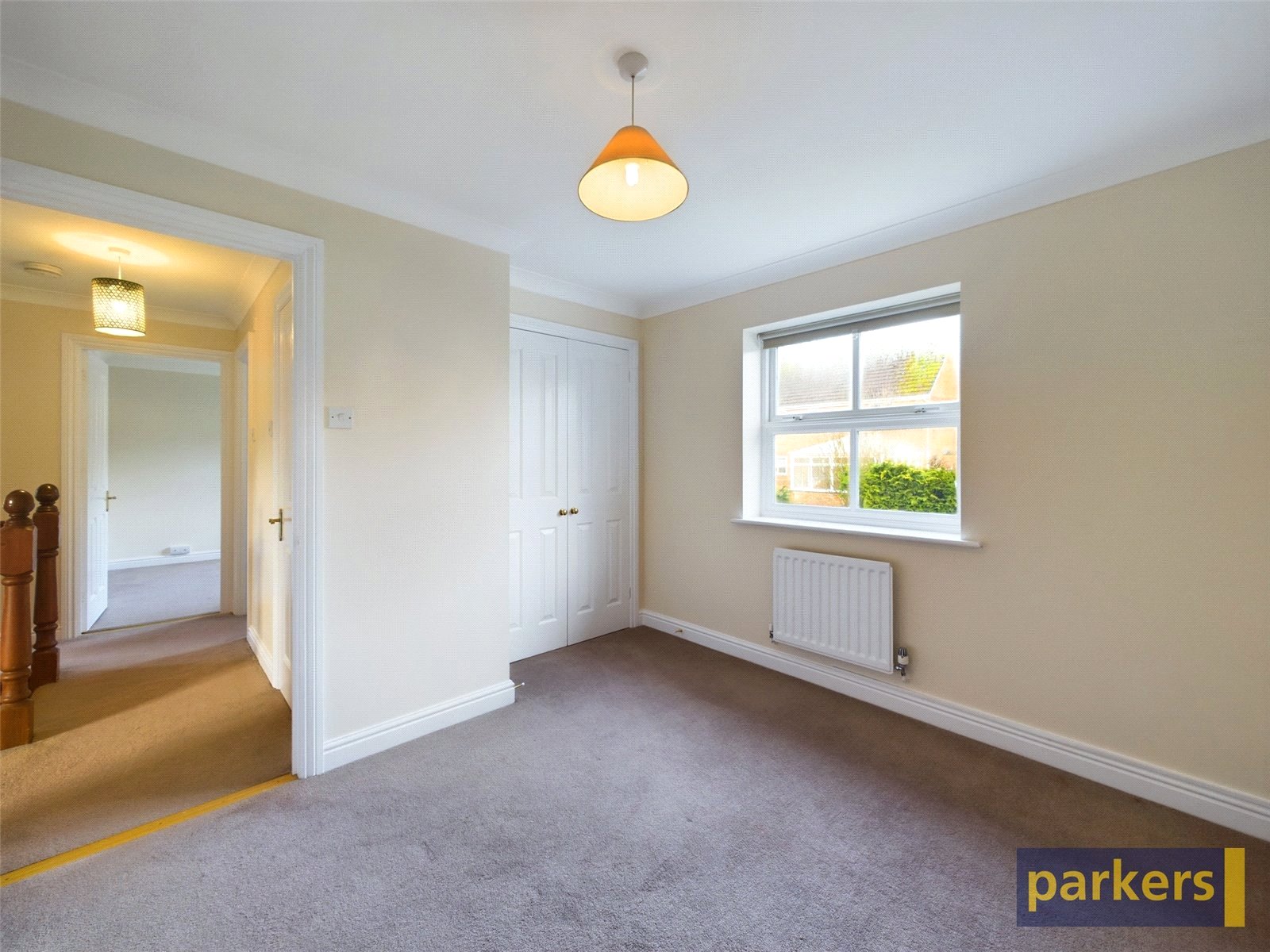 4 bedroom House to let in Emmer Green, Reading, Berkshire