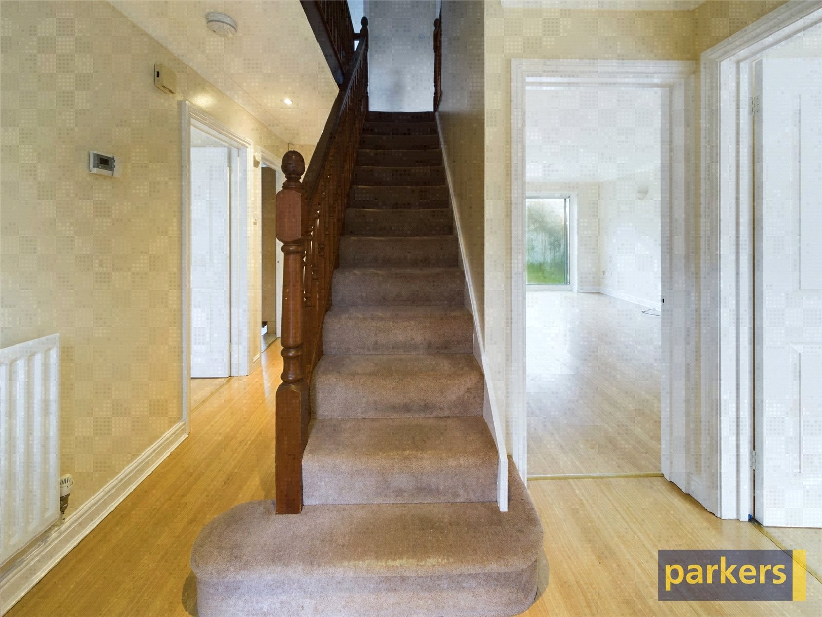 4 bedroom House to let in Emmer Green, Reading, Berkshire