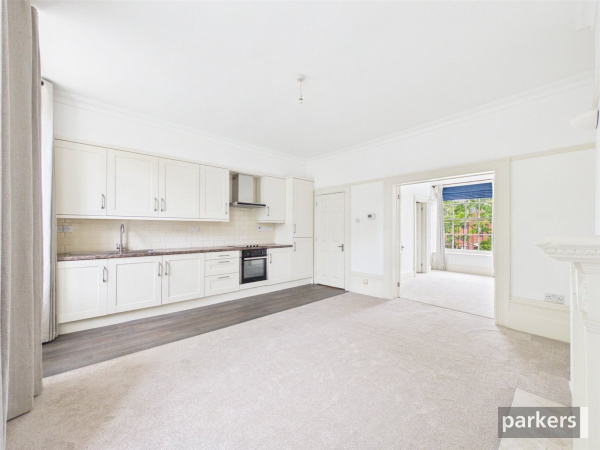 London Road, Reading, Berkshire