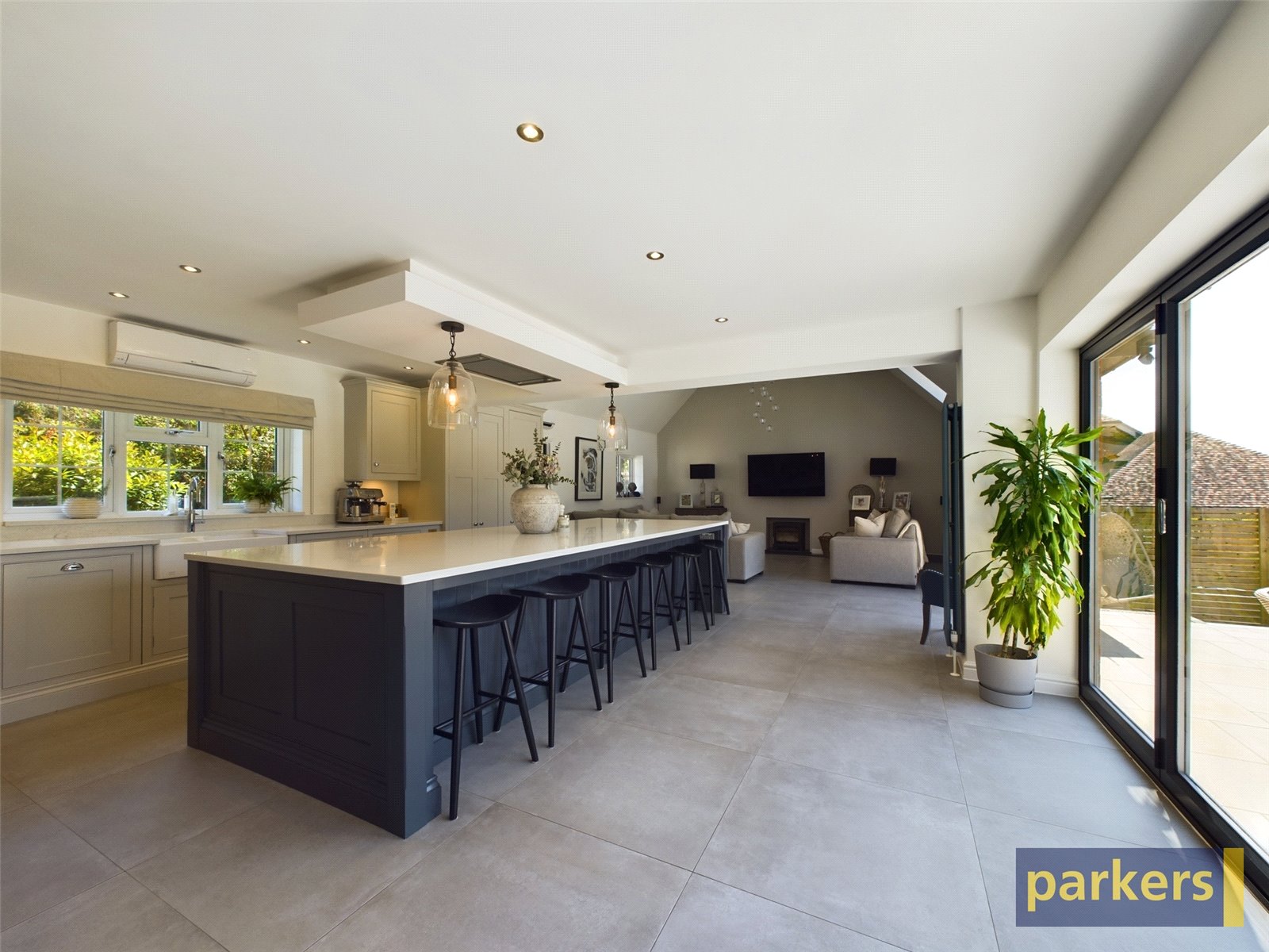 5 bedroom House for sale in Tilehurst, Reading, Berkshire