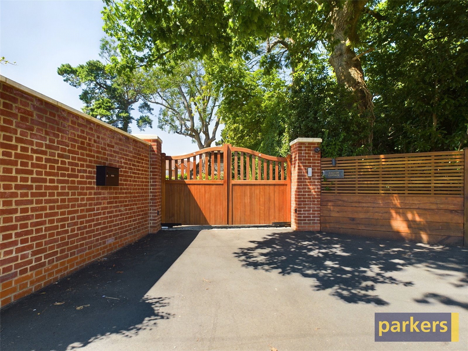5 bedroom House for sale in Tilehurst, Reading, Berkshire