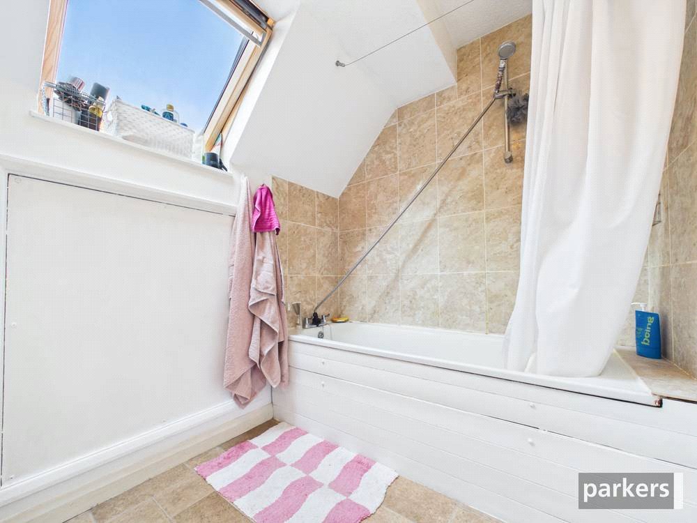 1 bedroom Flat for sale in Reading, Berkshire