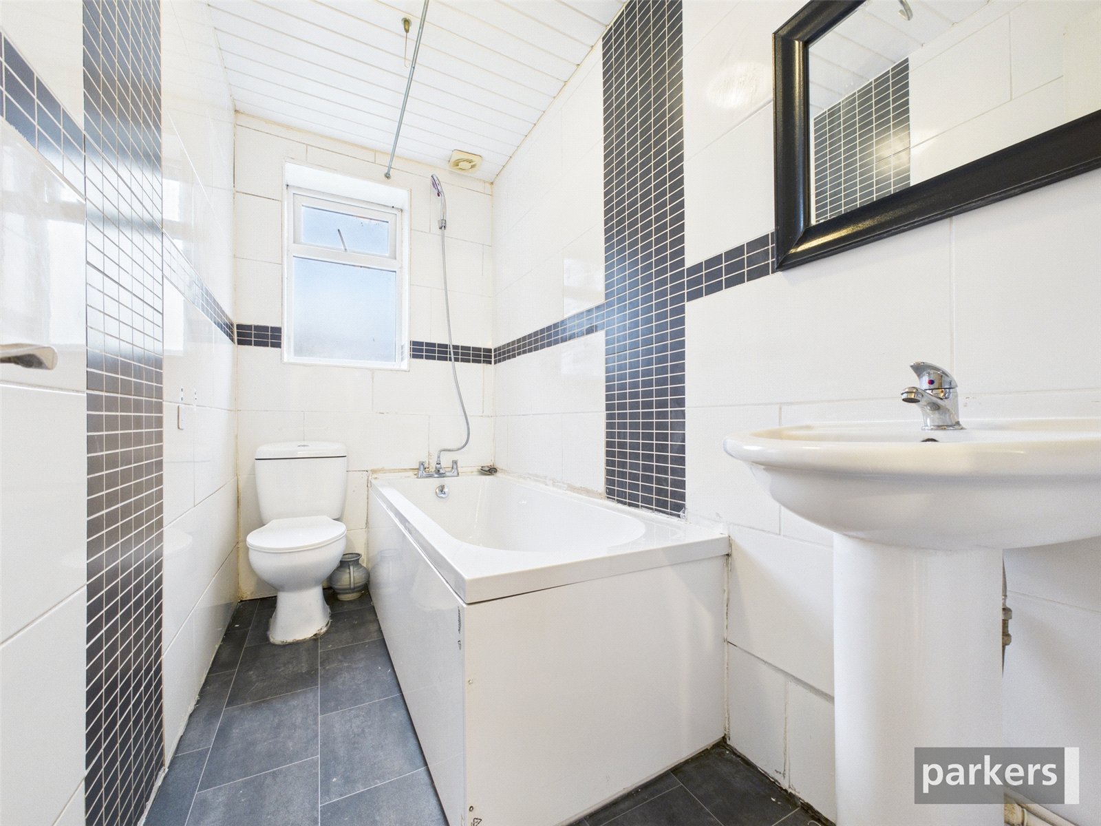 4 bedroom House for sale in Reading, Berkshire
