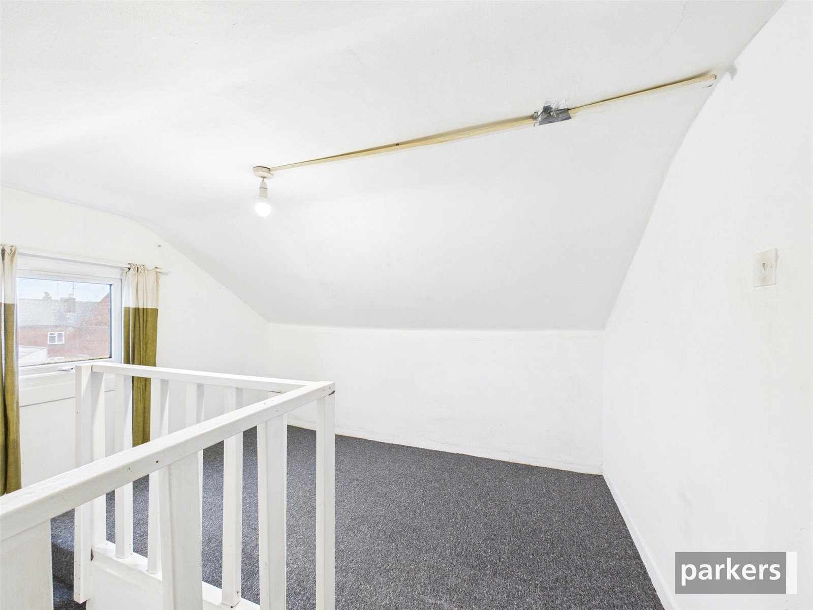 4 bedroom House for sale in Reading, Berkshire