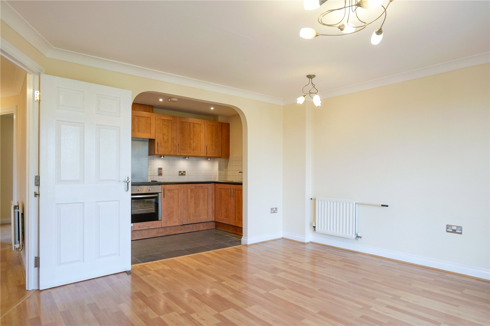 2 bedroom Flat for sale in Gas Works Road, Reading, Berkshire