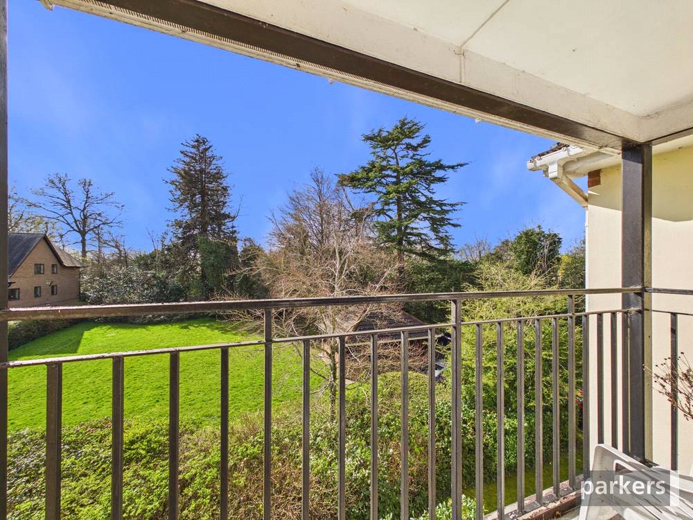 2 bedroom Flat for sale in Reading, Berkshire