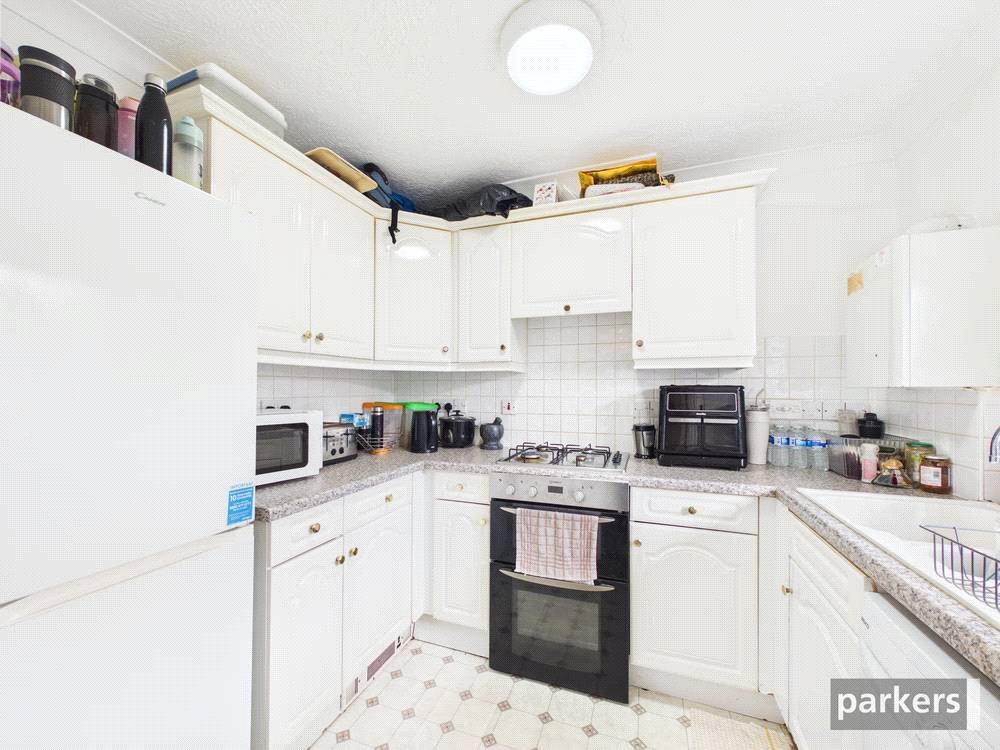 2 bedroom Flat for sale in Reading, Berkshire