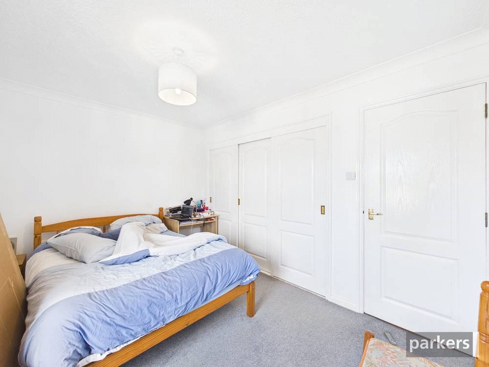 2 bedroom Flat for sale in Reading, Berkshire