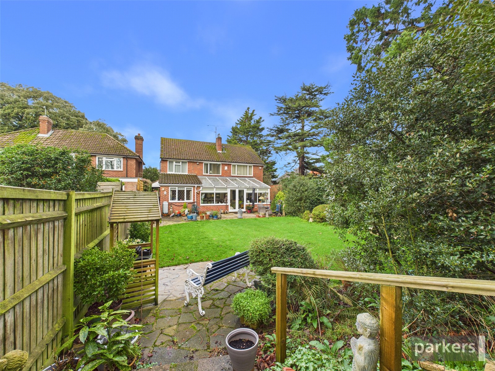 4 bedroom House for sale in Reading, Berkshire