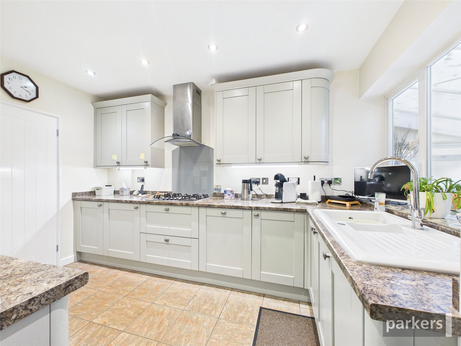 4 bedroom House for sale in Reading, Berkshire