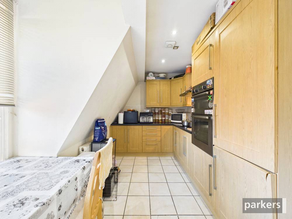 2 bedroom Flat for sale in Reading, Berkshire