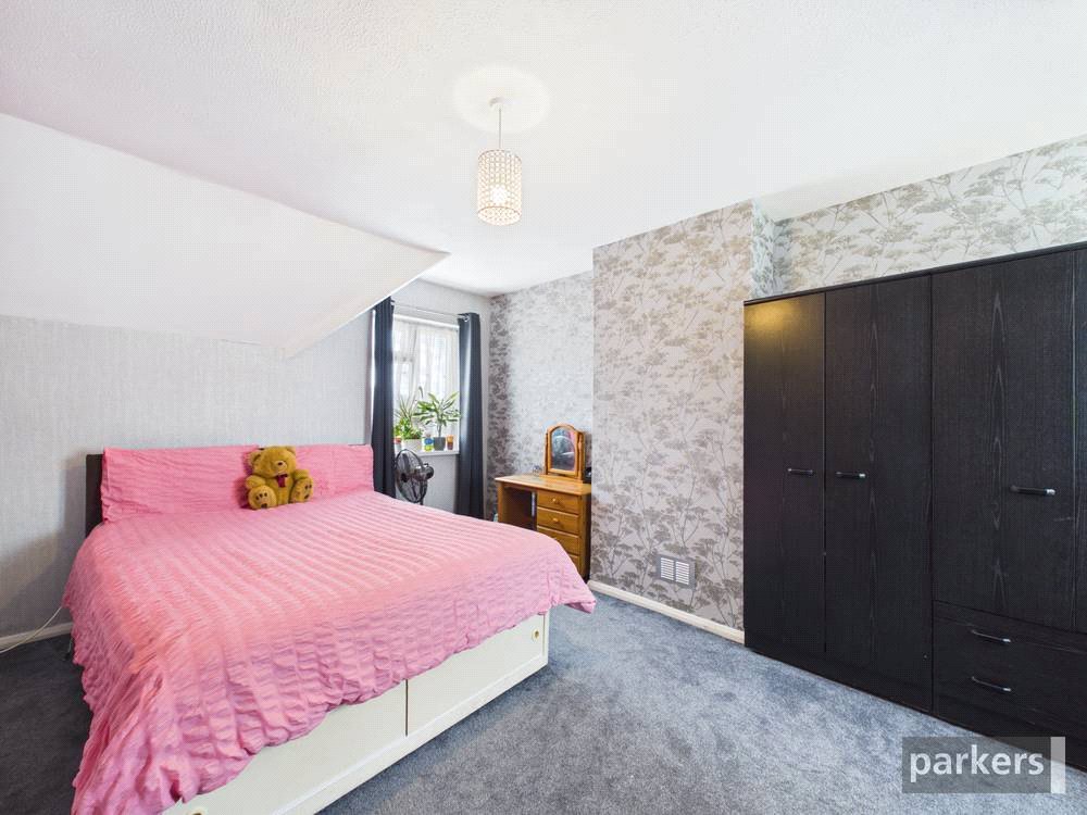 3 bedroom House for sale in Reading, Berkshire