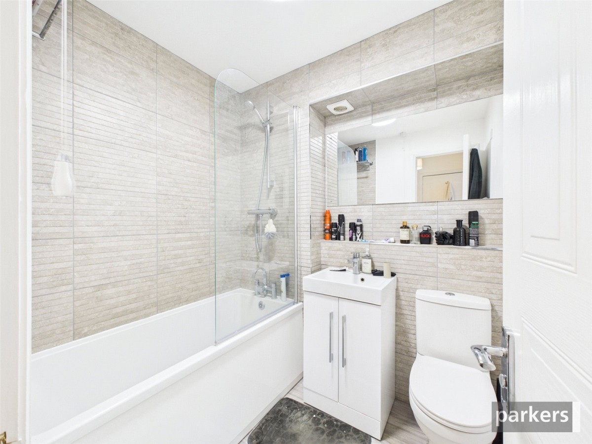 Grovelands Road, Reading, Berkshire