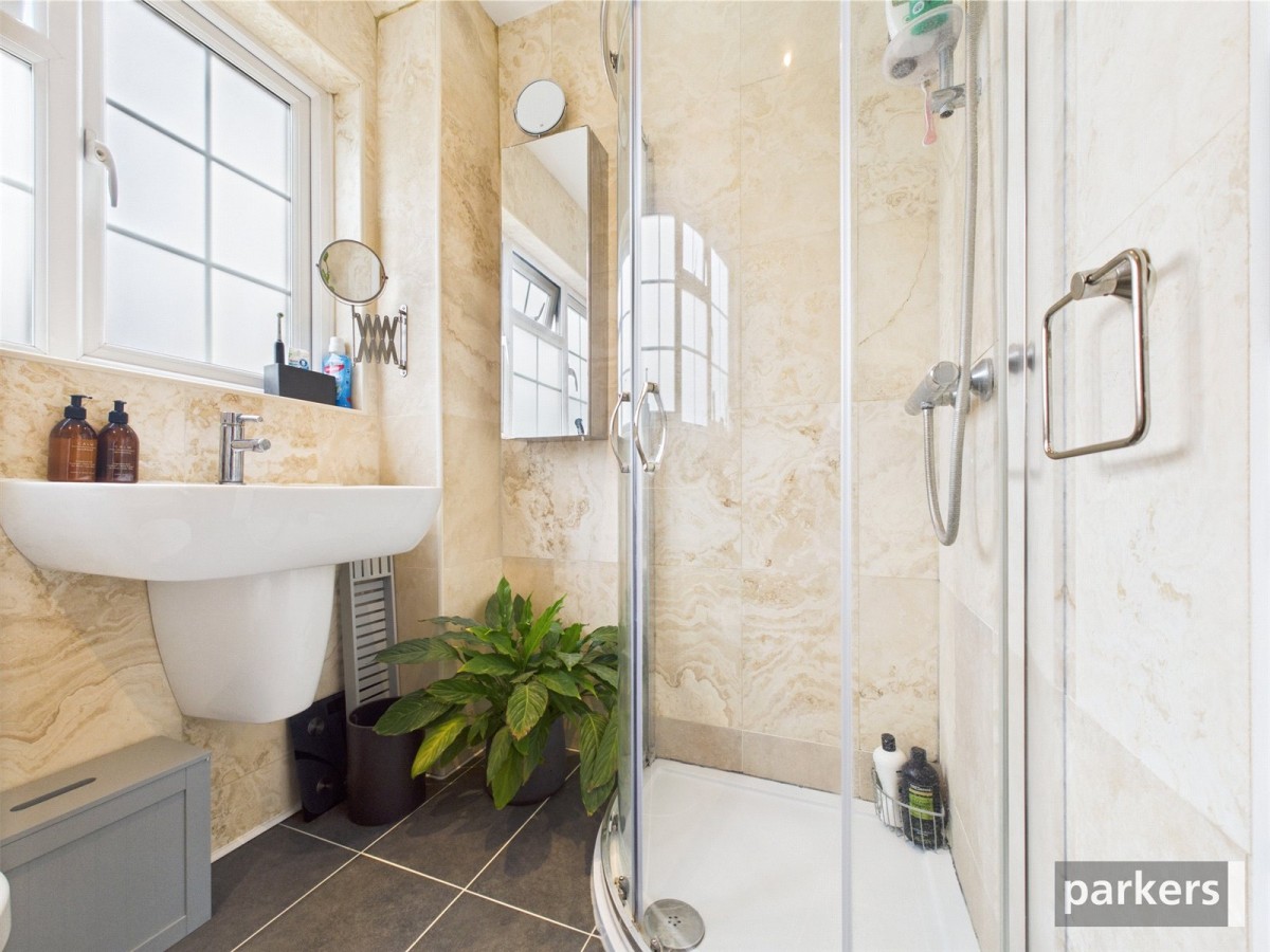 Tilehurst Road, Reading, Berkshire