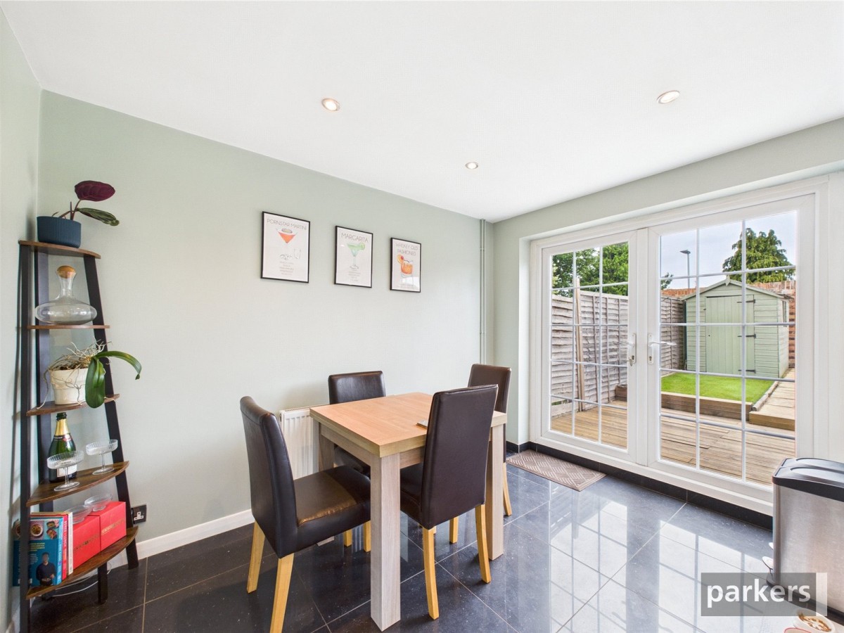 Tilehurst Road, Reading, Berkshire