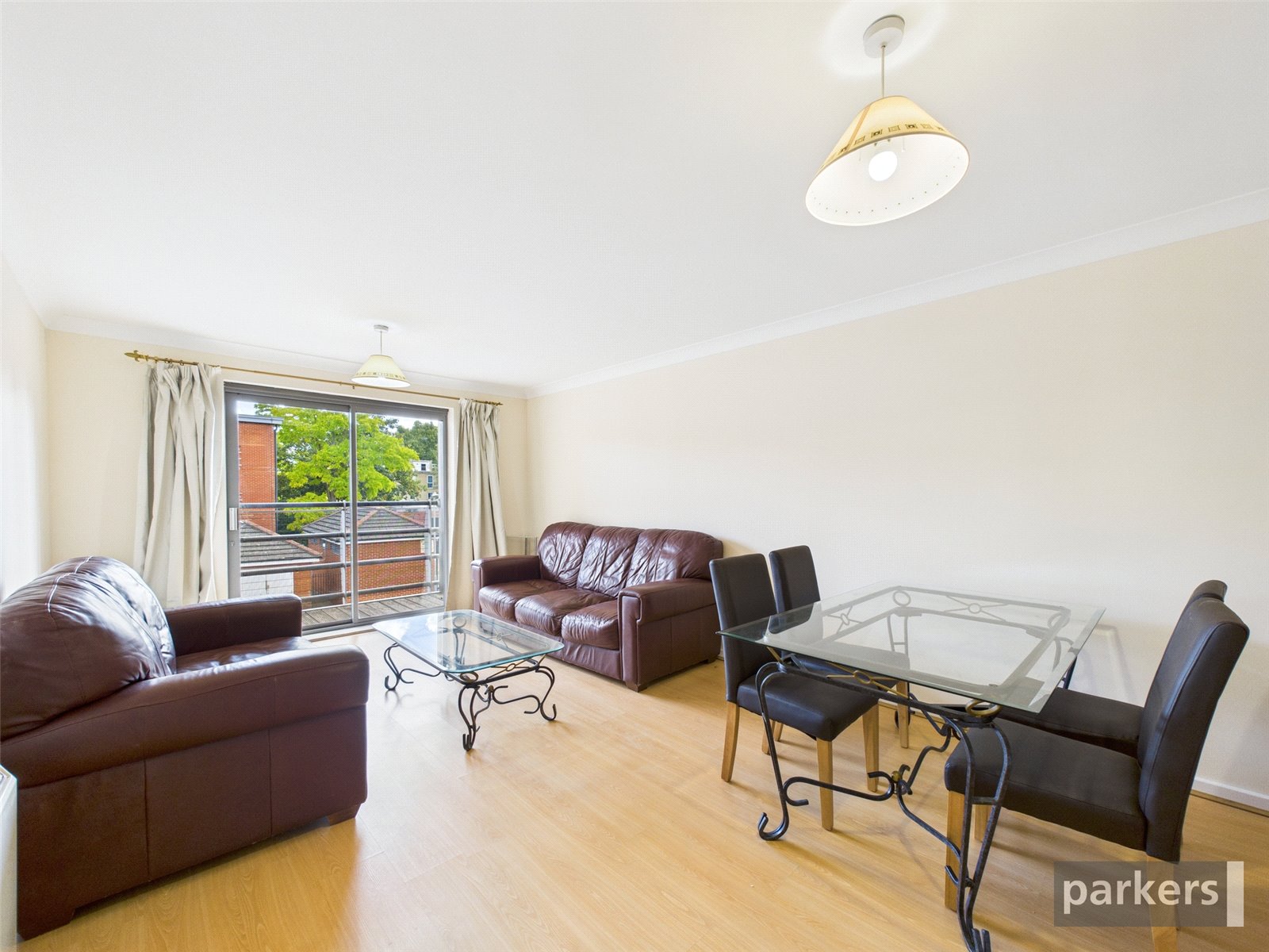 2 bedroom Flat for sale in Reading, Berkshire