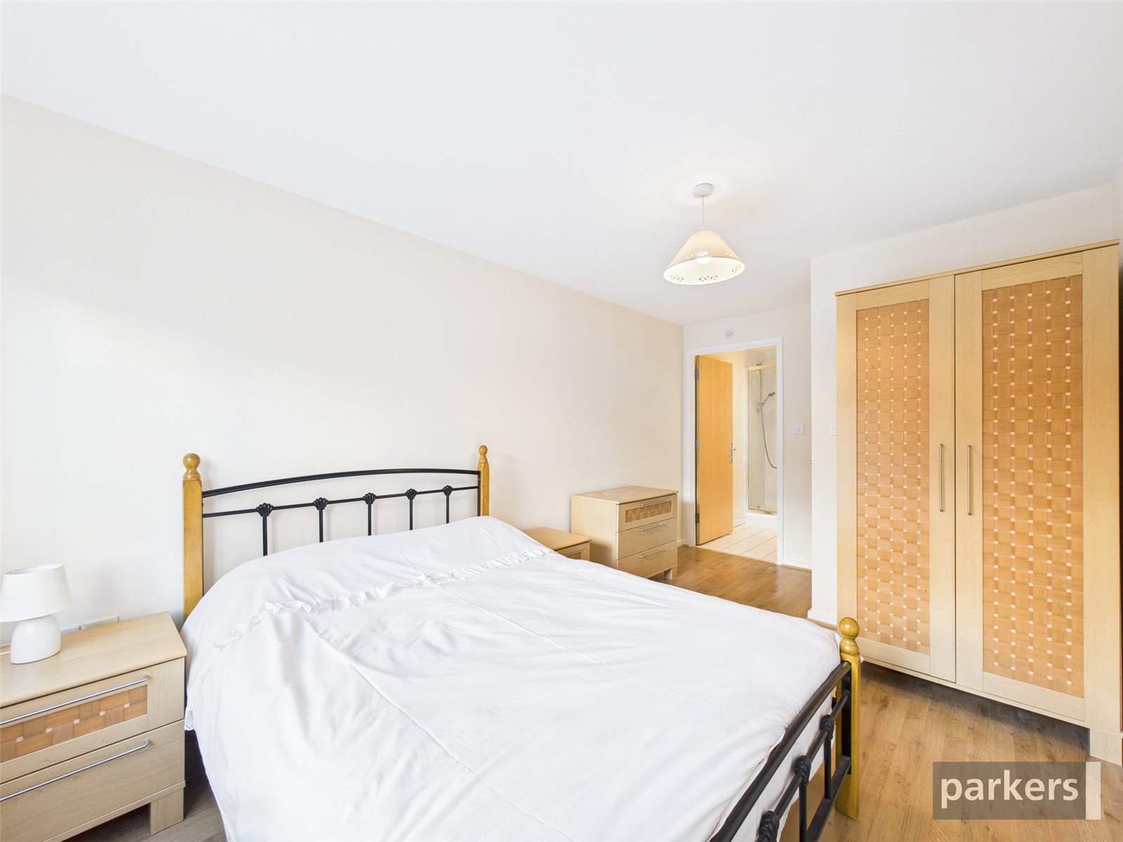 2 bedroom Flat for sale in Reading, Berkshire