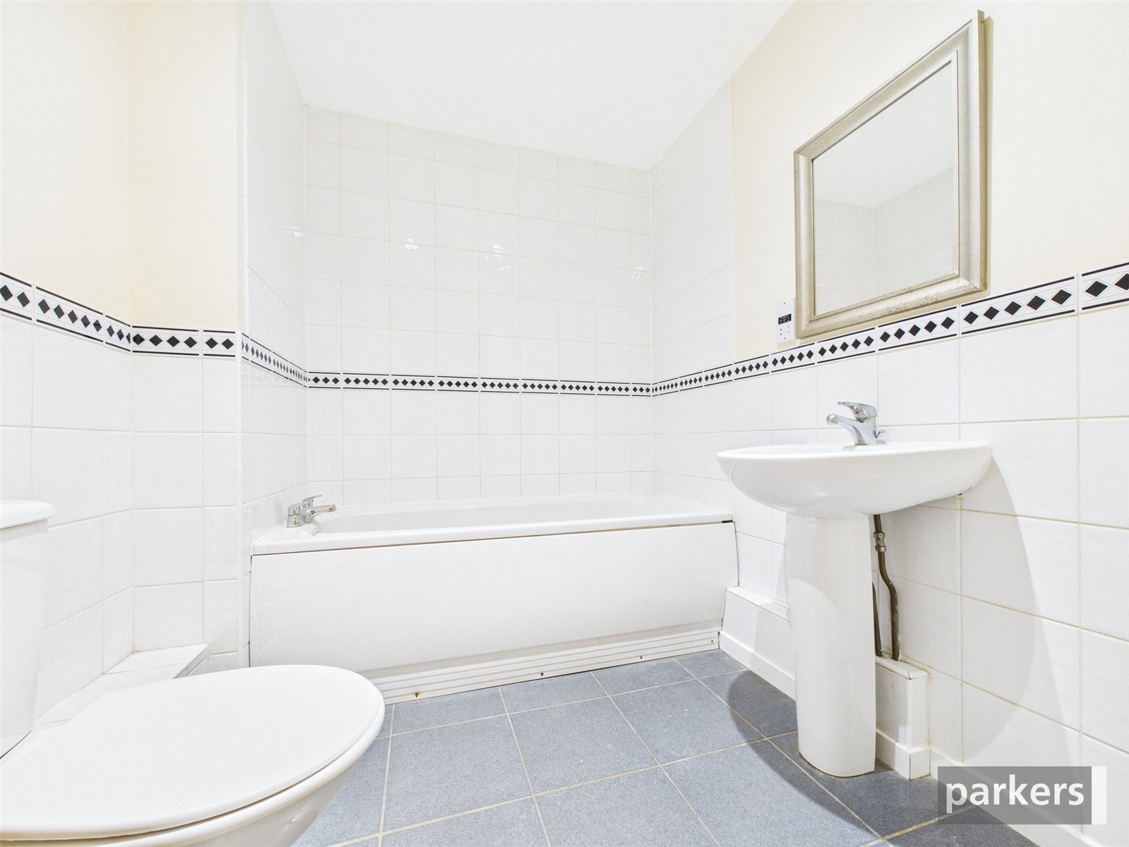 2 bedroom Flat for sale in Reading, Berkshire