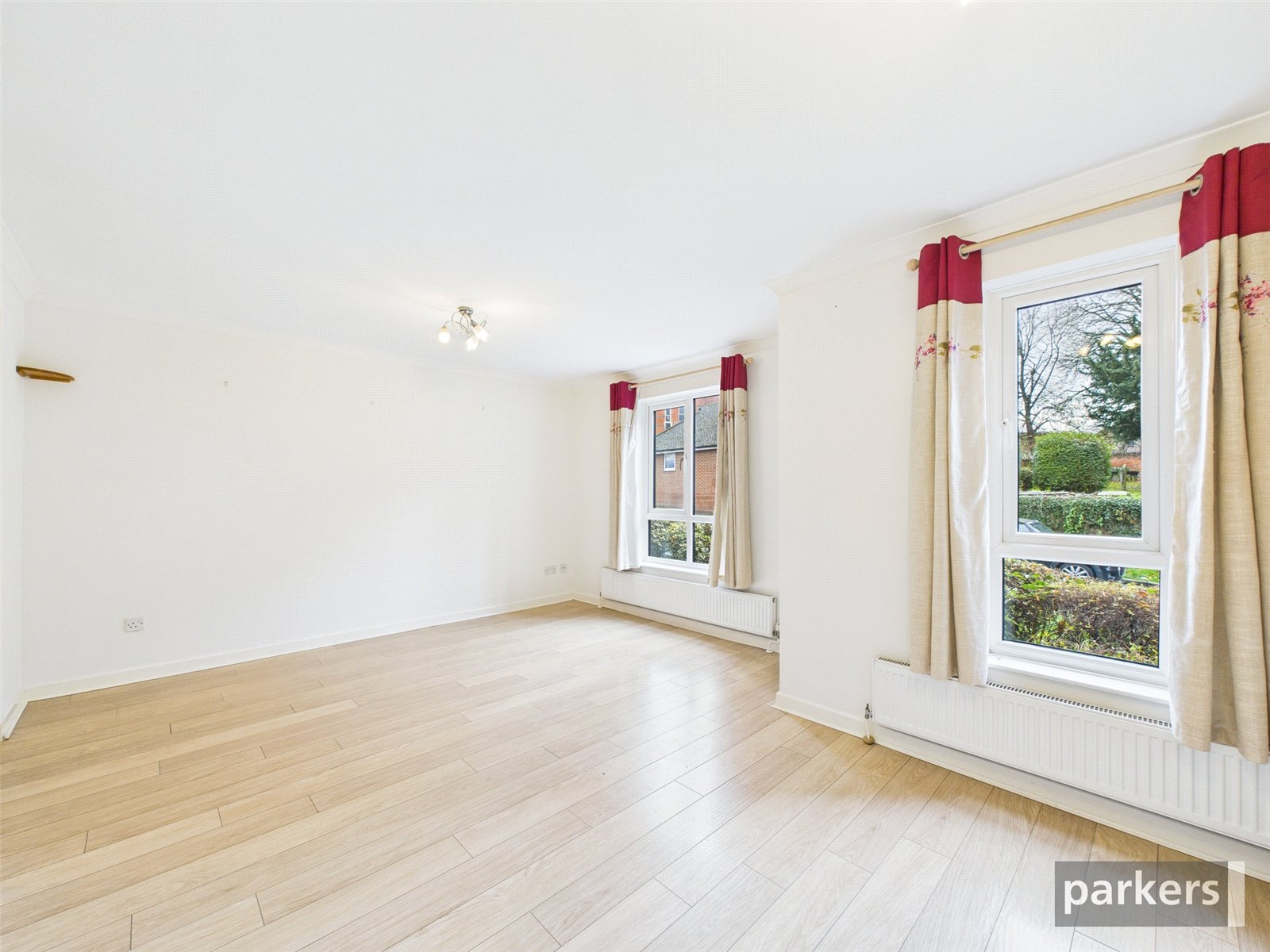 2 bedroom Flat for sale in Reading, Berkshire