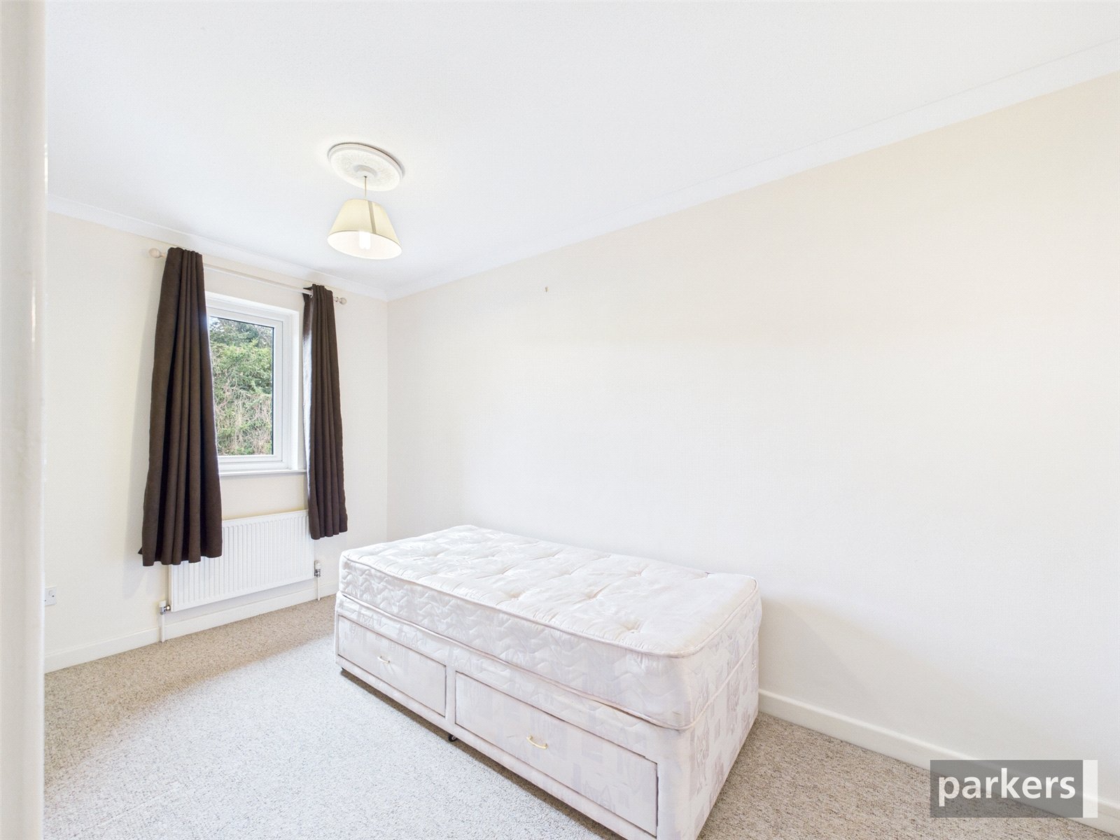 2 bedroom Flat for sale in Reading, Berkshire