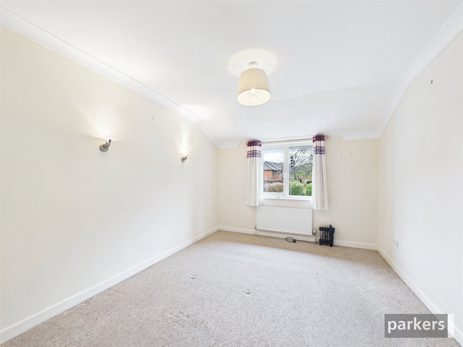 2 bedroom Flat for sale in Reading, Berkshire