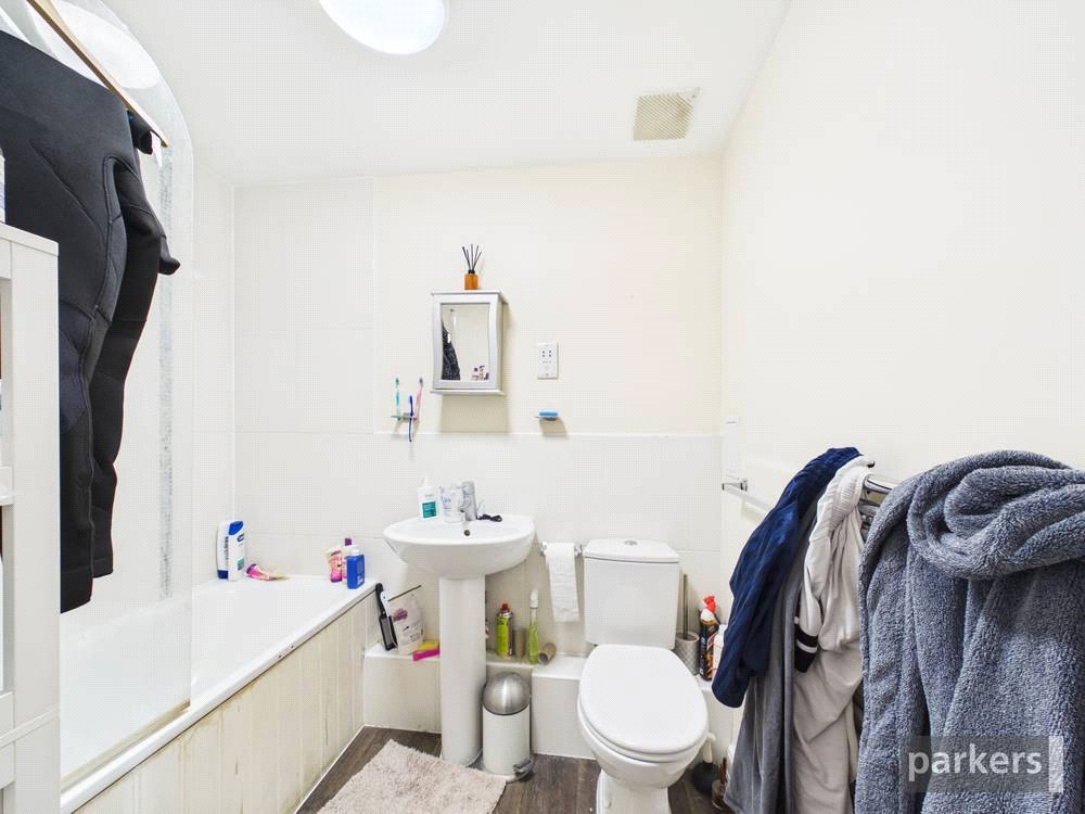 2 bedroom Flat for sale in Reading, Berkshire