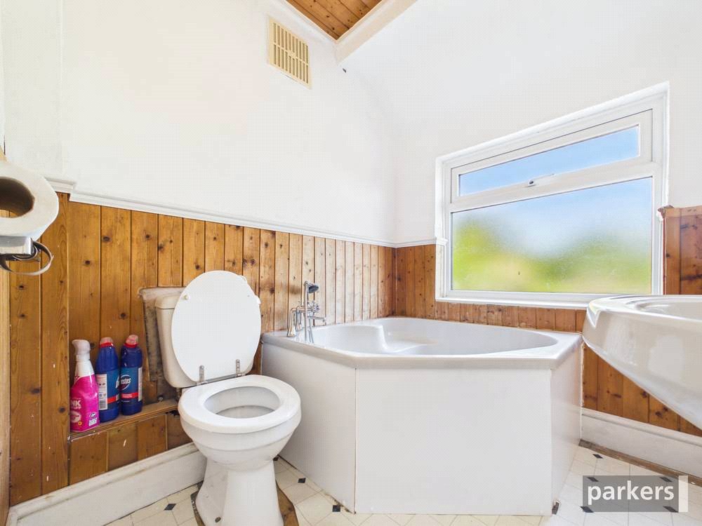 3 bedroom House for sale in Reading, Berkshire