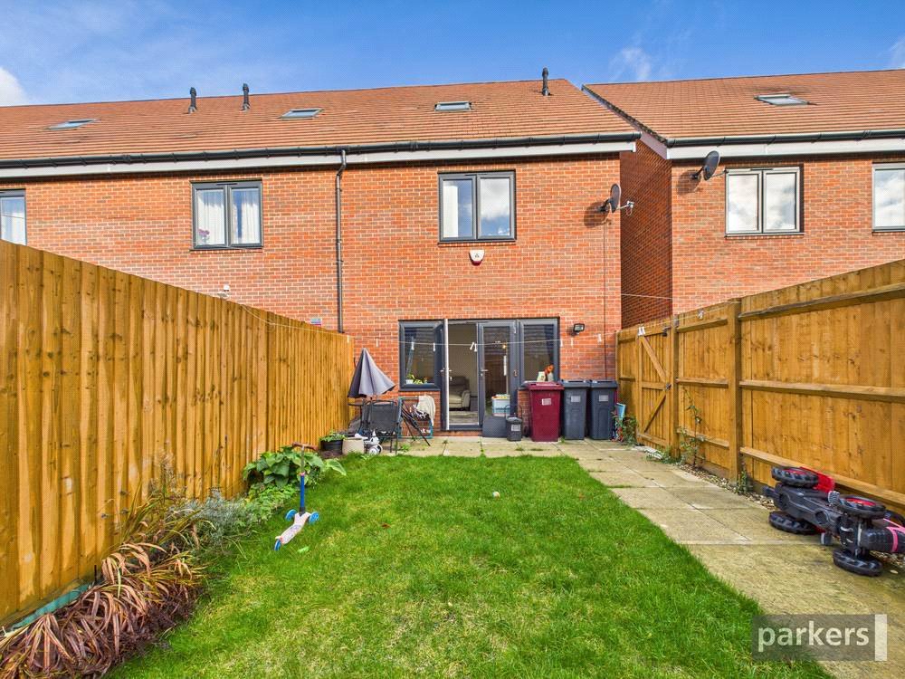 3 bedroom House for sale in Reading, Berkshire