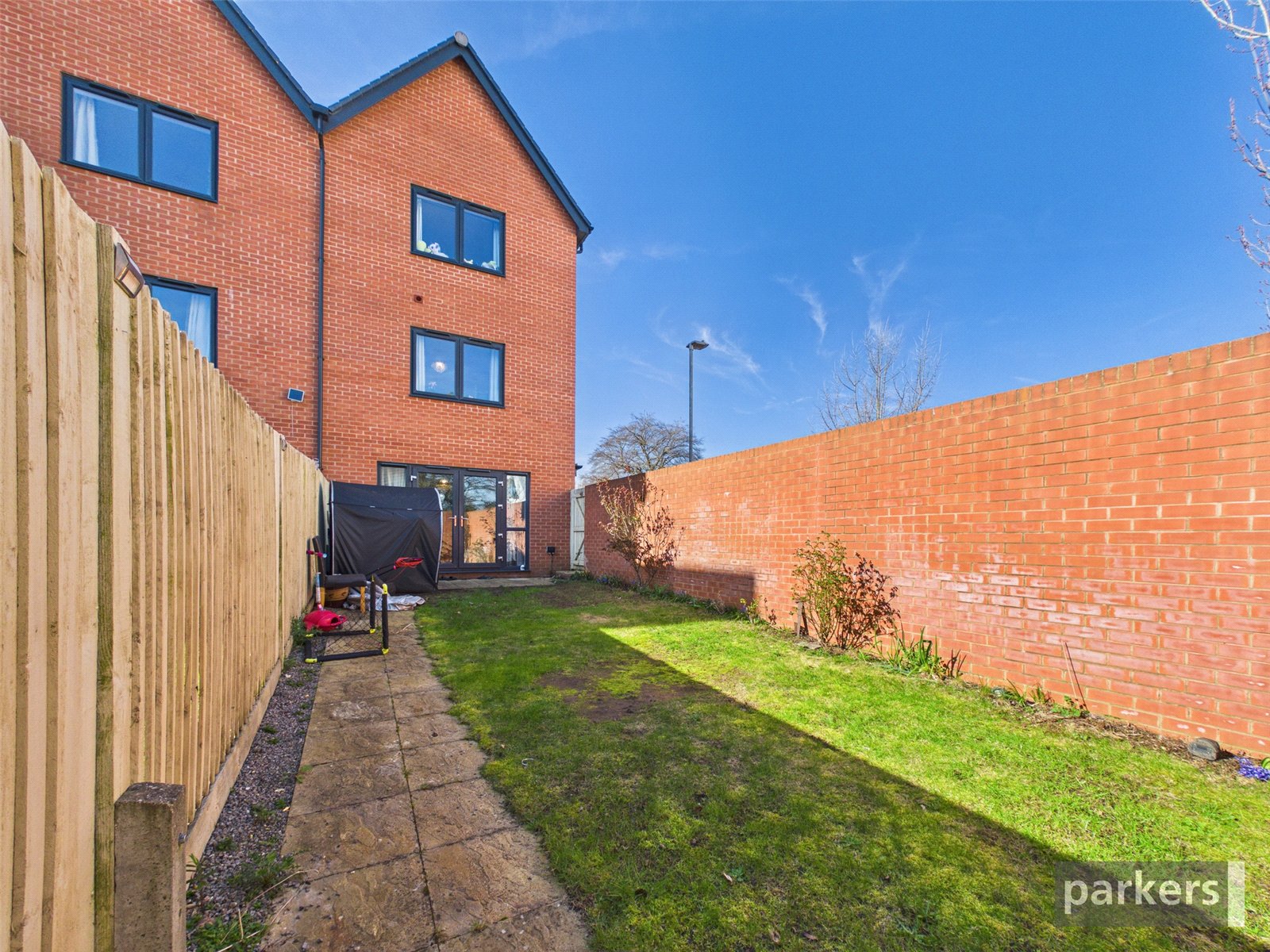 4 bedroom House for sale in Reading, Berkshire
