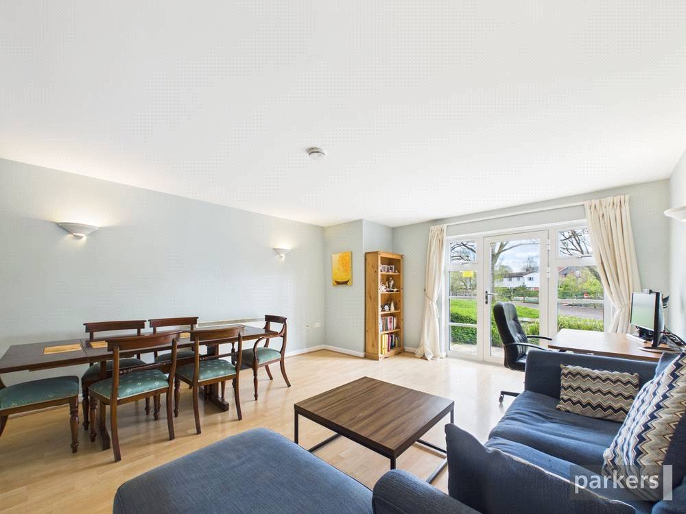 2 bedroom Flat for sale in Reading, Berkshire