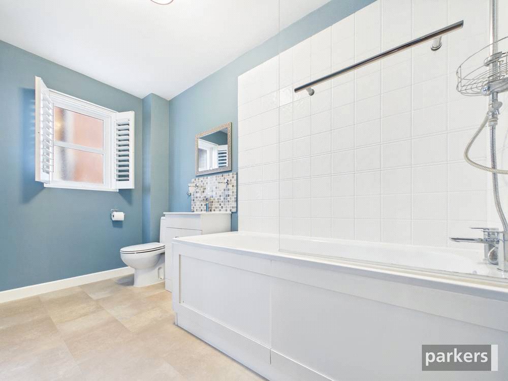 2 bedroom Flat for sale in Reading, Berkshire