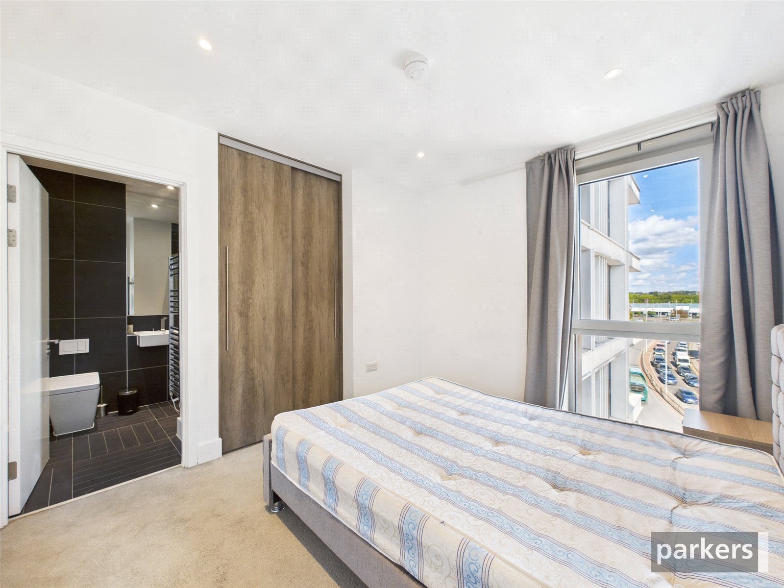 2 bedroom Flat for sale in Reading, Berkshire